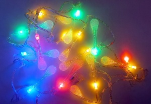 яяя Гирлянда Сосульки d=7см, 20LED, 4м, разноцв. белый провод